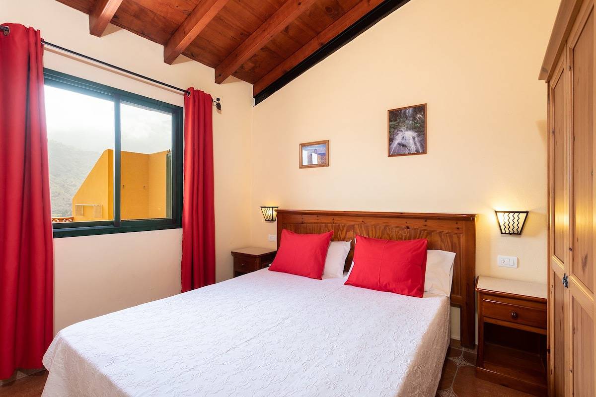 Appartement entier, Appartement de vacances pour 2 personnes avec terrasse in El Tabaibal, Hermigua