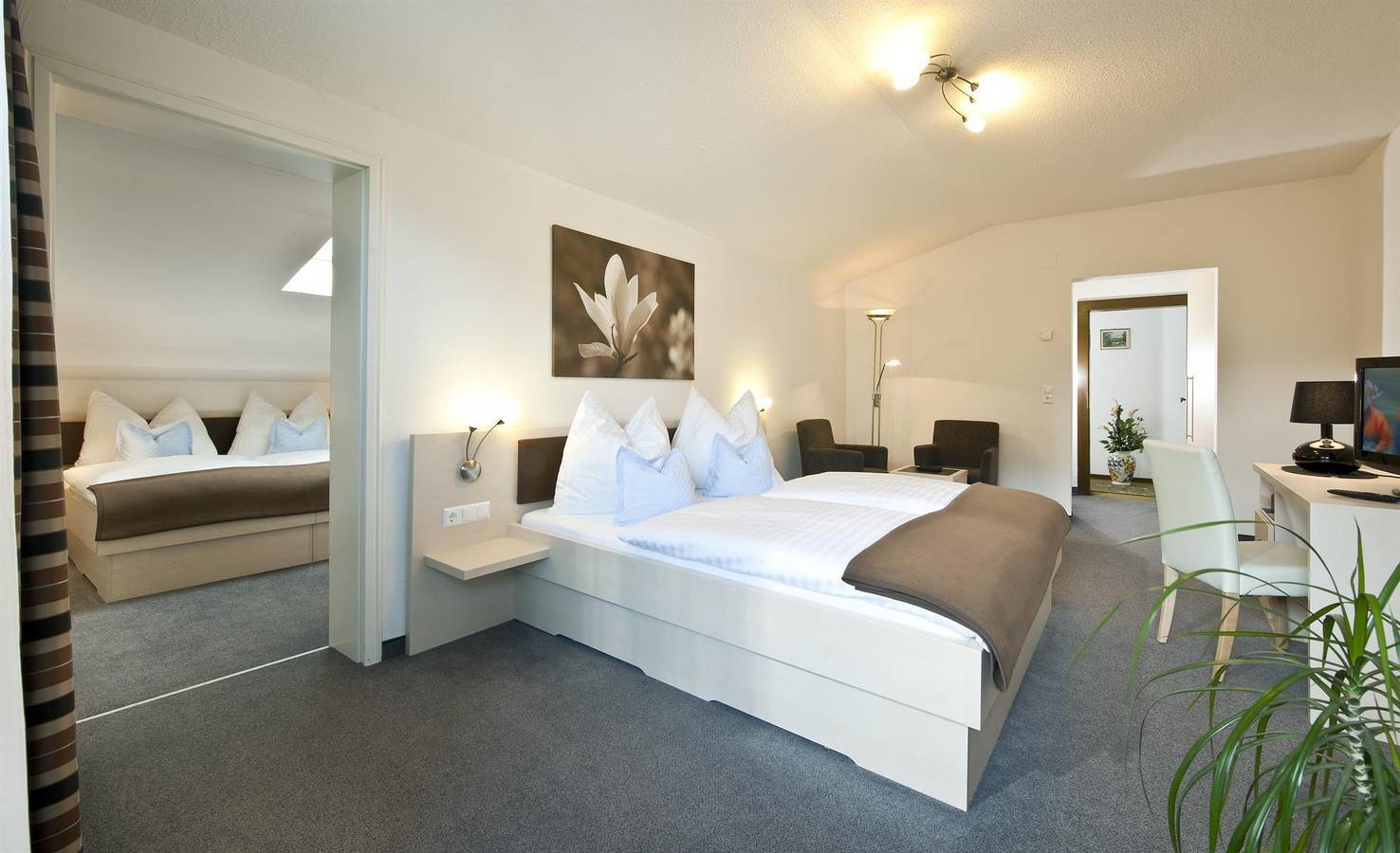 Ganze Ferienwohnung, Familienzimmer mit Südbalkon in Bad Kleinkirchheim, Nockberge