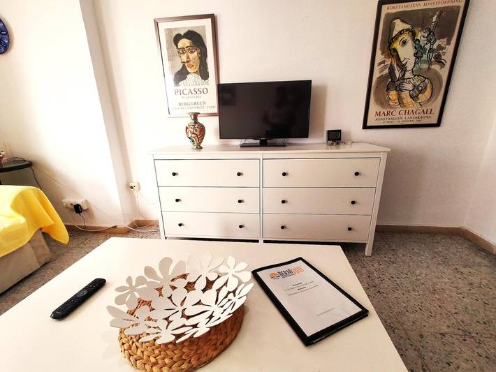 Ganze Ferienwohnung, Nerja Sun Apartment Bahía 17 in Playa Carabeíllo, Nerja