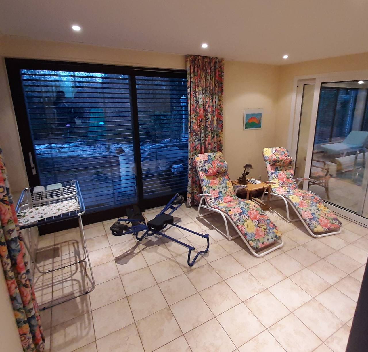 Holiday Home 'Mit Schwimmhalle' with Private Terrace, Private Garden and Wi-Fi in Burgthann, Franconia