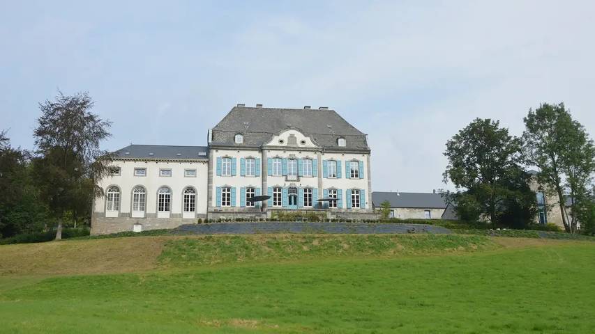 Château pour 24 personnes, avec jardin et sauna