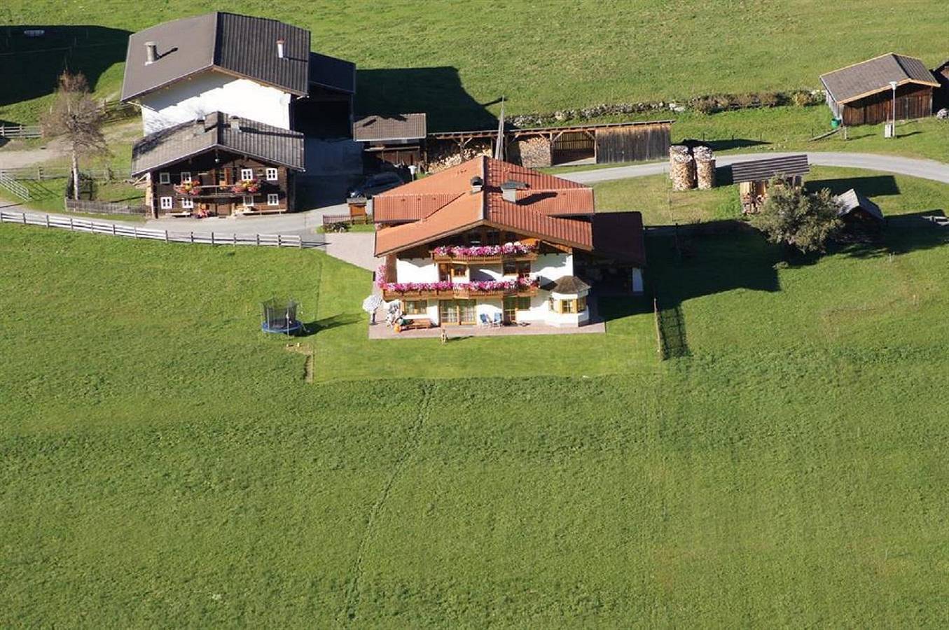 Ganze Ferienwohnung, Ferienwohnung für 4 Personen mit Ausblick in Sankt Jakob in Defereggen, Bezirk Lienz