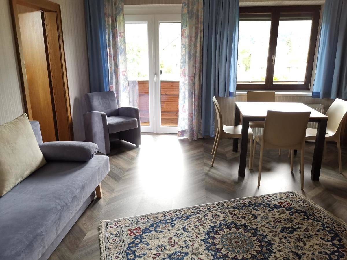 Double Room with Balcony in Pohorje, Finkenstein am Faaker See