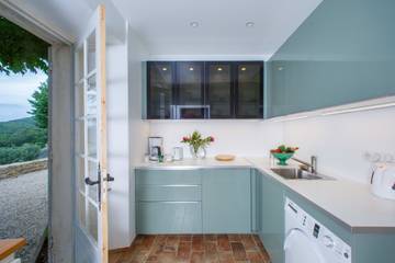 Maison De Vacances pour 17 Personnes dans Apt, Parc naturel régional du Luberon, Photo 4