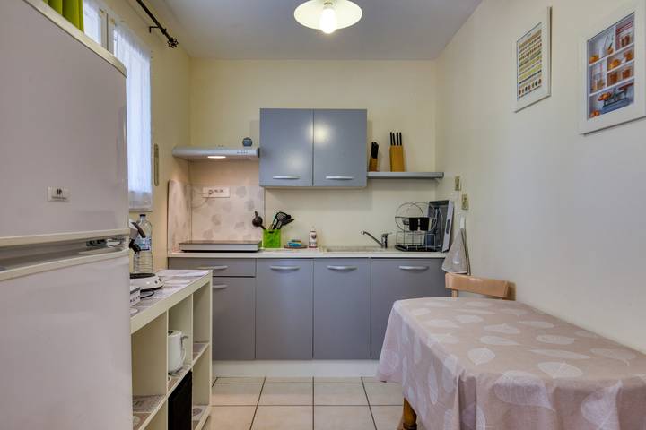 Gîte La Colline des Pins with Private Garden, Wi-Fi, and Air Conditioning in Aniane, Lodève region