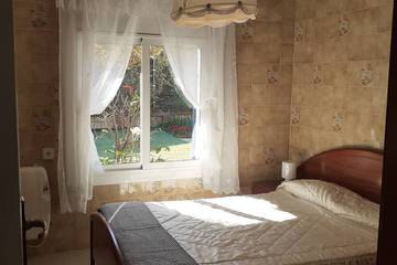 Holiday Home for 5 People in Sarrià - Sant Gervasi, Barcelona, Photo 4