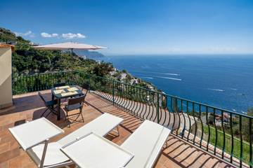 Ferienhaus für 4 Personen, mit Terrasse und Ausblick an der Amalfiküste
