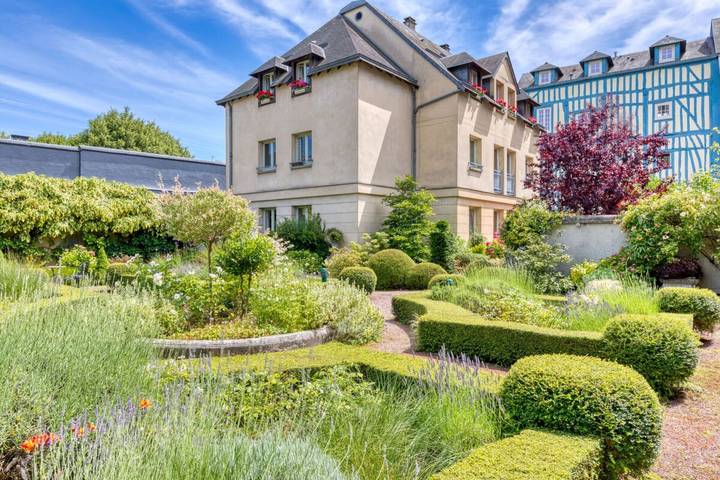 Location de vacances pour 4 personnes, avec Jardin à Rouen