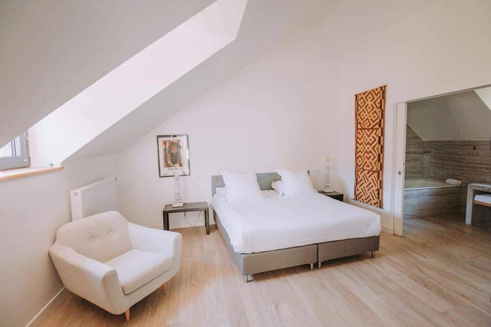 Ferienhaus-Premium-Ensuite mit Dusche-Gartenblick-5 étoiles - 4 épis in Saint-Germain-des-Champs, Naturpark Morvan