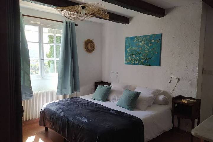 Location de vacances pour 2 personnes, avec jardin à Claviers - 2