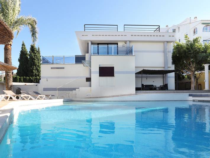 Chalet para 8 personas, con terraza y jardín en Alfàs del Pi