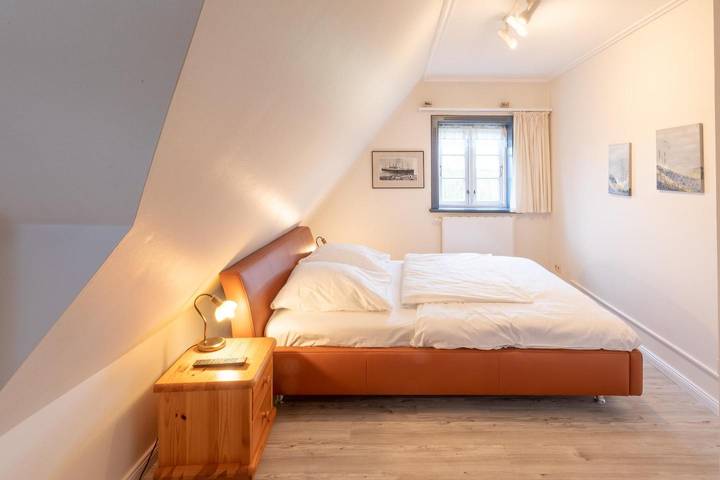 Ferienhaus für 4 Personen, mit Garten und Ausblick sowie Sauna in Husum - 2