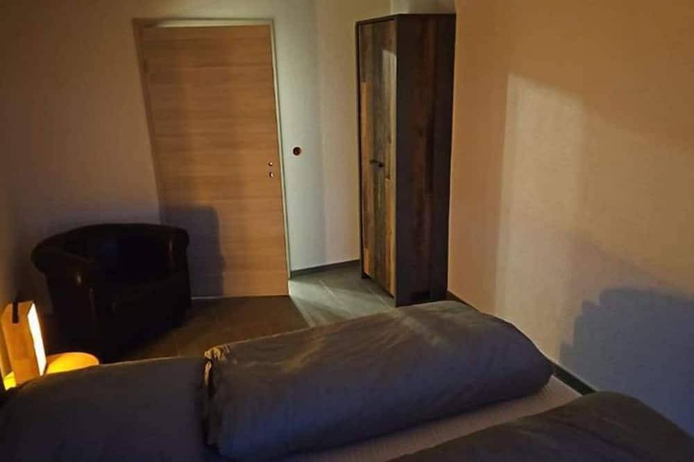 Ganze Wohnung, Ferienwohnung Weintraube im Weingut Lahmer August in Kretzschau, Saale-Unstrut
