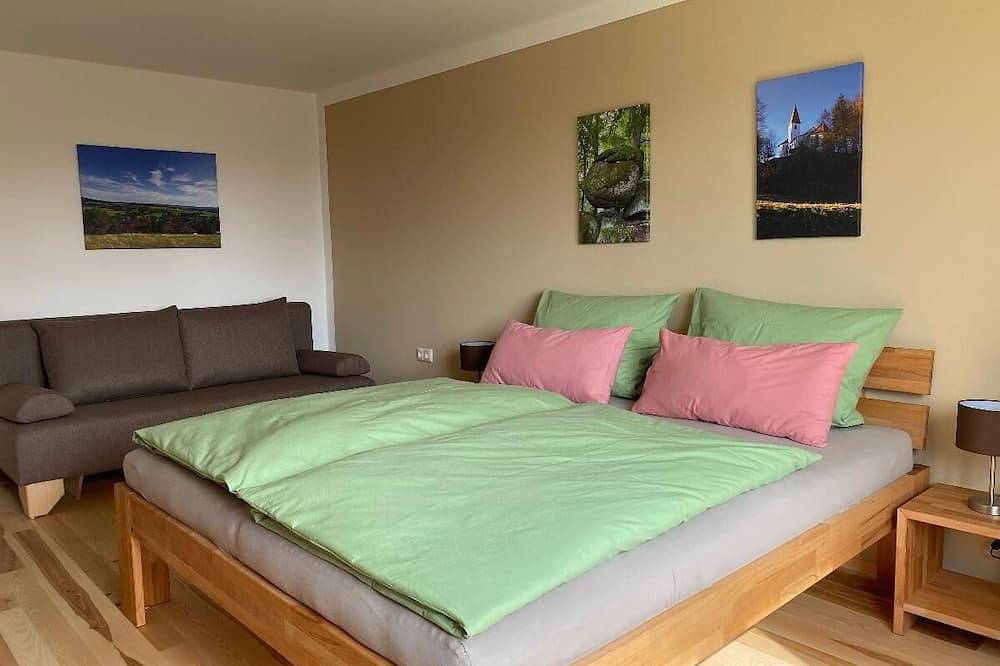 Ganze Wohnung, Gemütliche Ferienwohnung im Erdgeschoss mit 2 Schlafzimmer in Pösing, Ostbayern