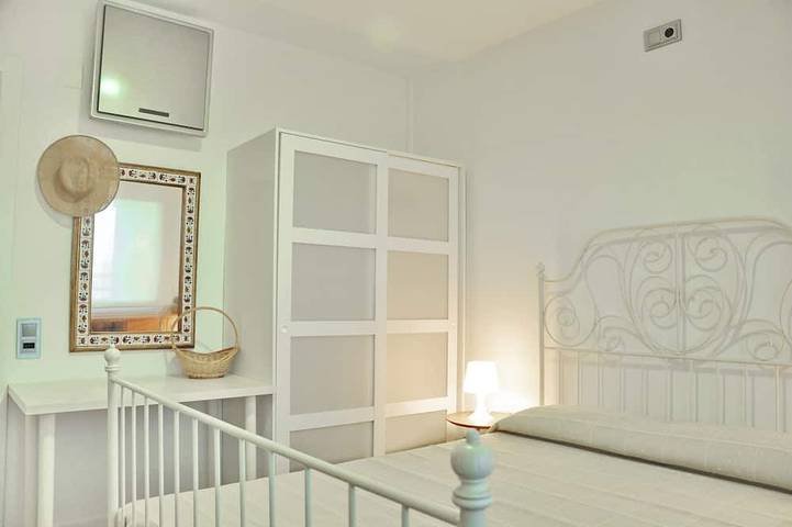 Appartement entier, Grand appartement sur la plage, très proche de Barcelone. Première ligne de la mer in Vilassar de Mar, Costa del Maresme