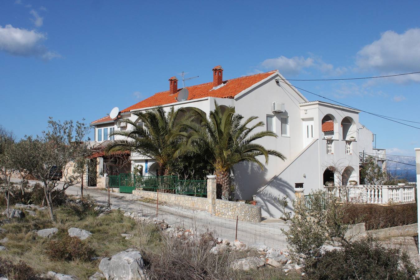Apartamento entero, Apartamento para dos personas con terraza y vista al mar Supetar, Brac -a in Supetar, Brac
