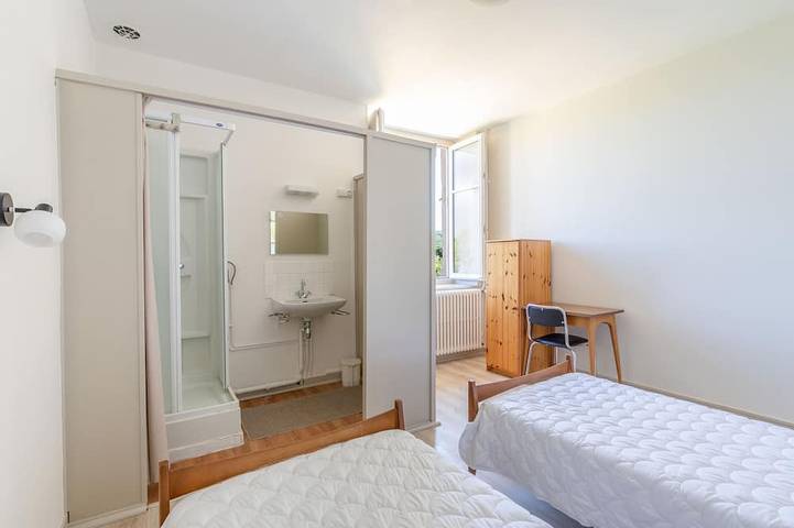 Location de vacances pour 8 personnes, avec jardin à Lugny - 4