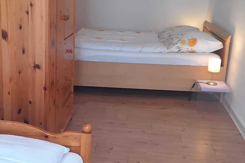 Apartamento entero, 2-room vacation apartment without linen package - Ferienwohnung Henck in Lübeck (Ciudad), Lübeck