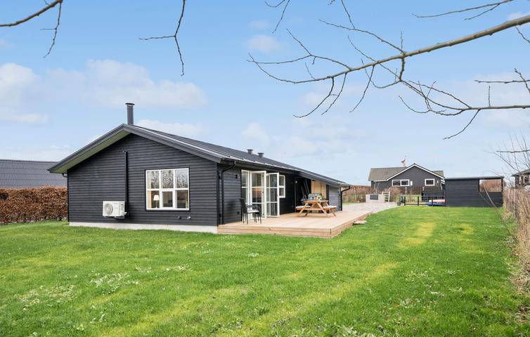 Ferienhaus für 6 Personen, mit Terrasse in Tårup