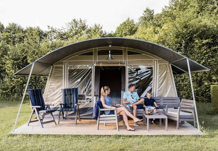 Chalet para 5 personas, con piscina además de jardín y vistas al lago en Provincia de Gerona - 2