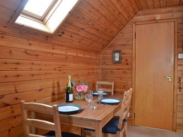 Log Cabin for 4 People in Blair Atholl, Perthshire, Photo 2