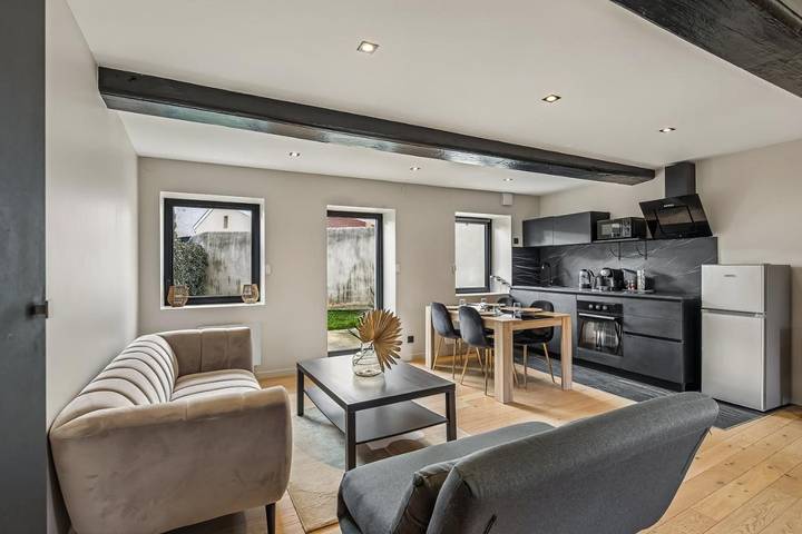 Gîte pour 4 personnes, avec jardin à La Tour-de-Salvagny