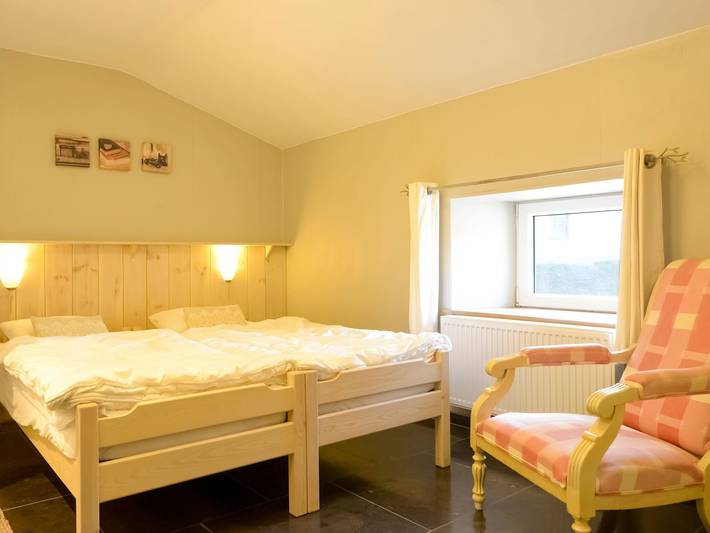 Location de vacances pour 9 personnes, avec sauna et terrasse à Manhay - 3