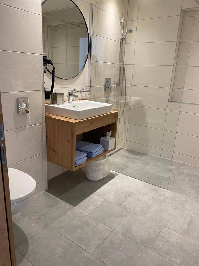 Hotel für 5 Personen, mit Balkon und Terrasse sowie Sauna und Ausblick in Galtür - 2