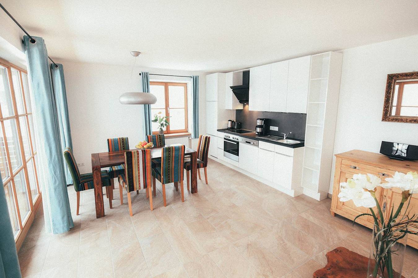 Ganze Wohnung, Luna Blanca 2 – Modernes Familienapartment mit zwei Schlafzimmern und Balkon in Neuschwanstein, Schwangau