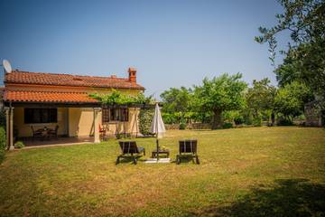 Ferienhaus für 4 Personen, mit Garten, mit Haustier in Marčana