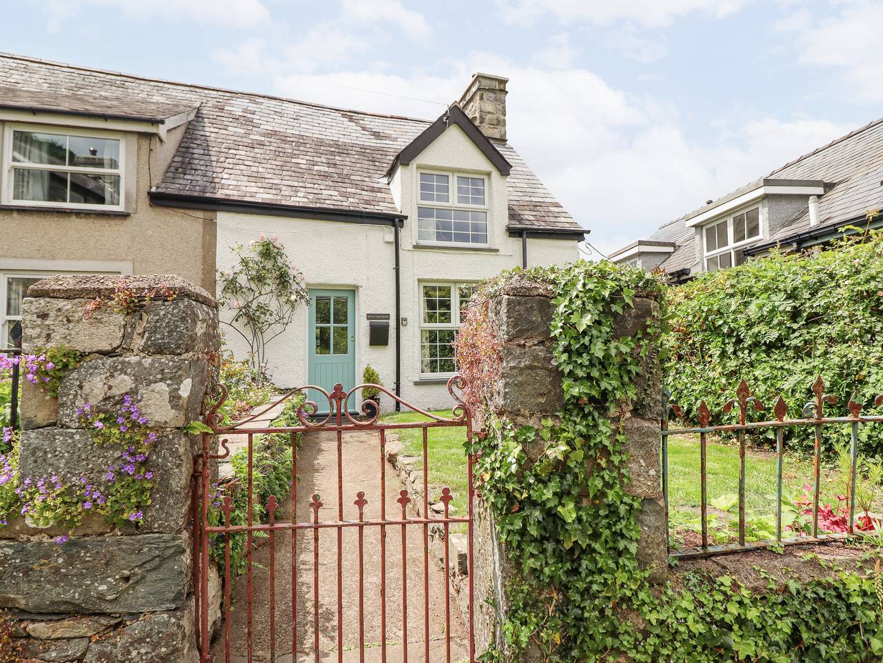 Ivy Cottage in Harlech, Snowdonia
