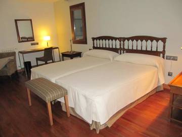 Hôtel pour 10 personnes, avec sauna ainsi que terrasse et jardin à Villafranca del Bierzo