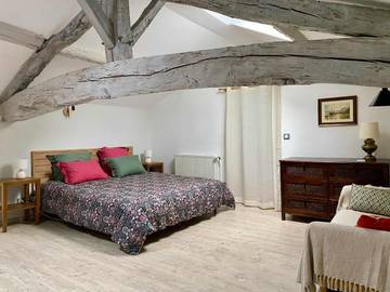 Chambre d’hôte pour 3 personnes, avec jardin et vue à Bajamont