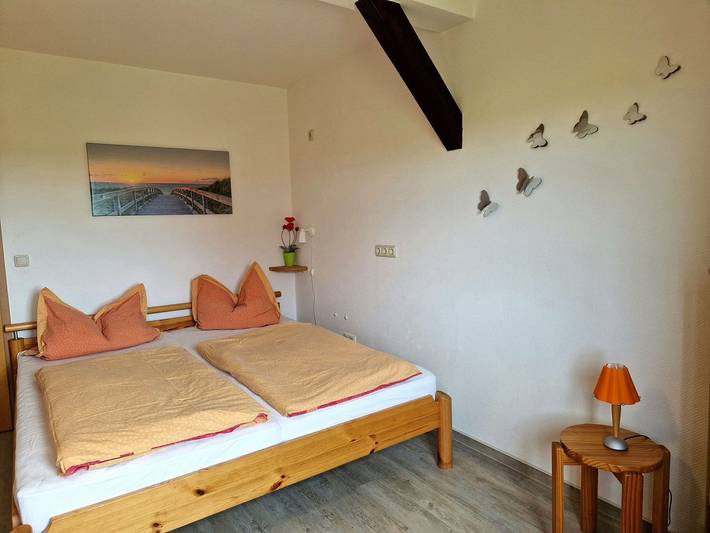 Ferienwohnung für 3 Personen, mit Terrasse und Garten in Weitendorf-Hof - 4