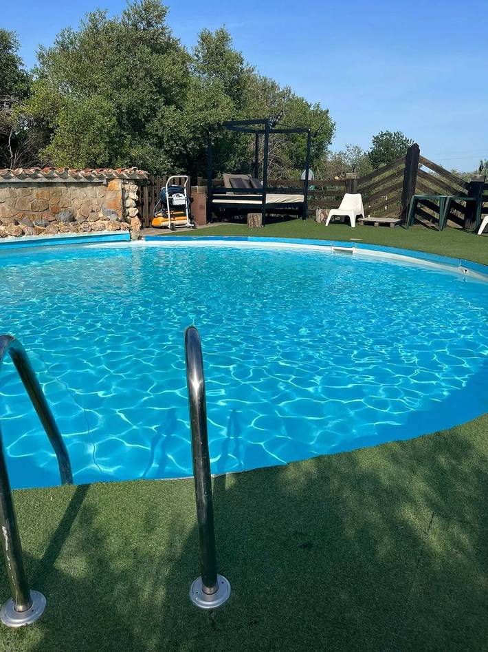 Chalet para 19 personas, con terraza y piscina - 1