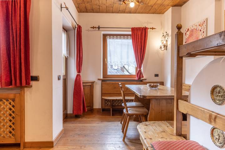 Gîte pour 8 personnes, avec balcon à Cortina d'Ampezzo - 2
