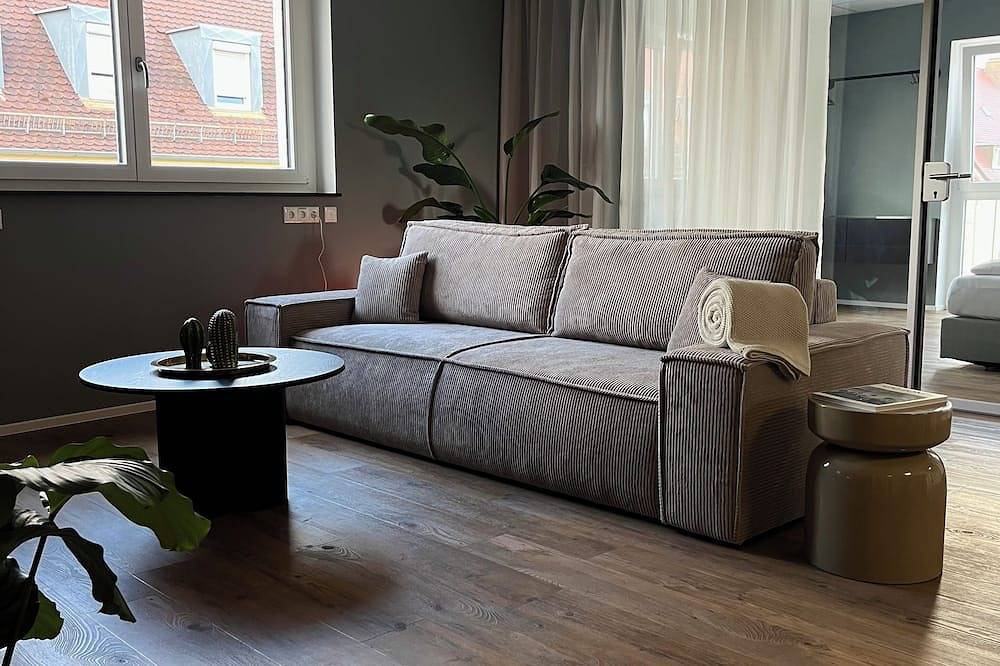 Apartamento entero, Perfect city center location, 107 sqm, directly at the opera house in suite flair with balcony! in Núremberg, Franconia