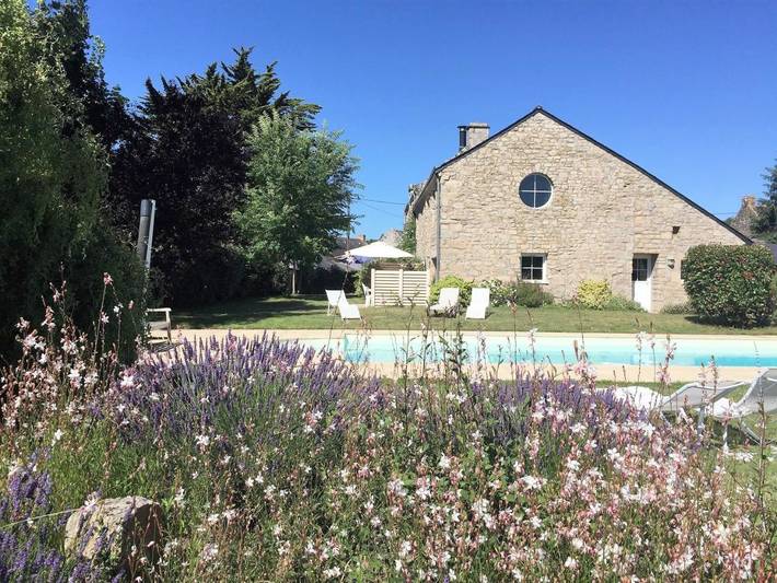 Maison d’hôte pour 2 personnes, avec Terrasse et Jardin ainsi que Piscine et Vue à Carnac