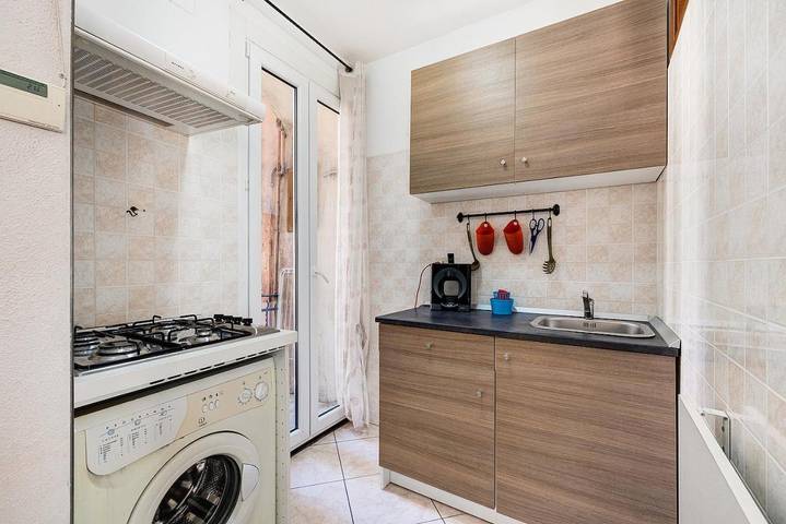 Gîte pour 5 personnes, avec balcon à Loano - 3