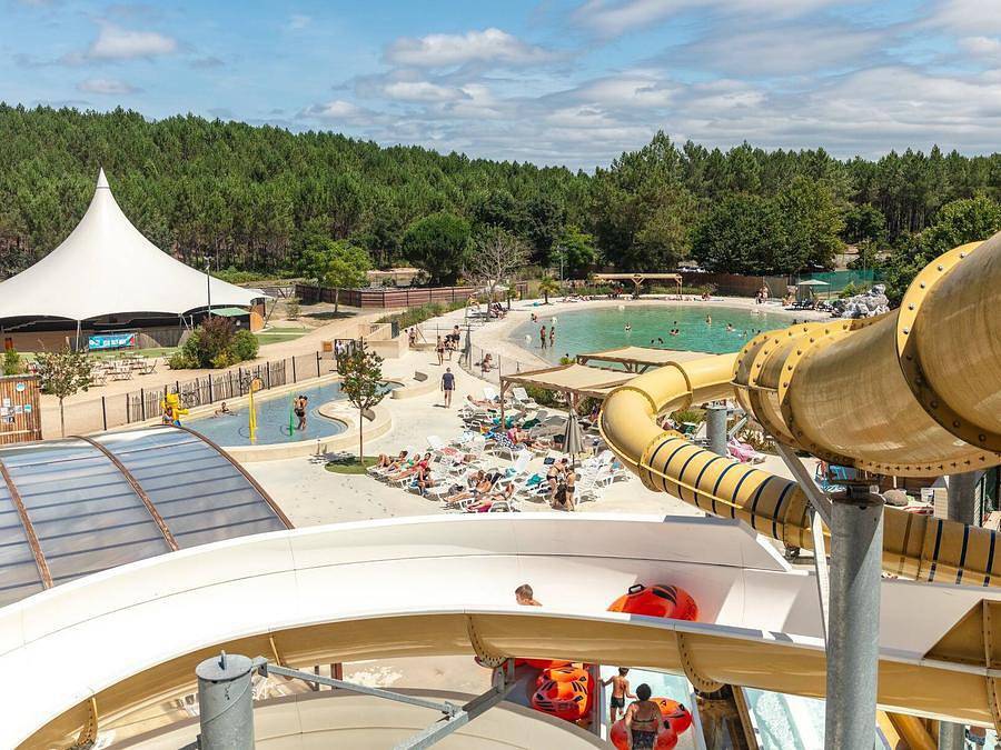 Camping Les Vignes - Mobilhome 4 personas - Classic | 2 Dormitorios | 4 Pers. | Terraza individual in Lit-et-Mixe, Côte d’Argent