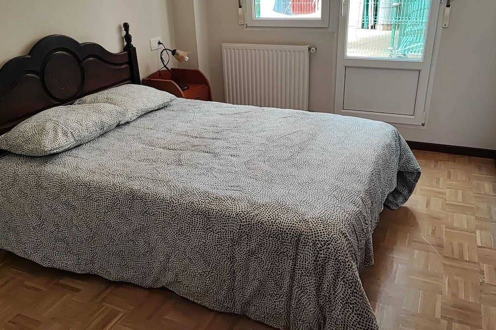 Apartamento entero, Apartamento Ideal Para Recorrer Asturias En Una Hora. in Siero, Provincia de Asturias