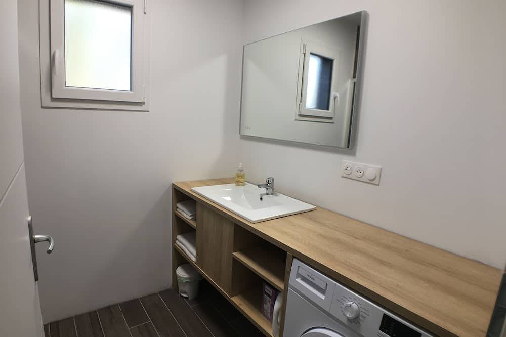 Une Maison Rien Que Pour Vous, Proche De Toutes Commodites! in Varetz, Région de Brive-la-Gaillarde