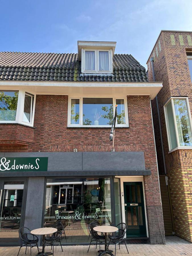 Vakantiewoning voor 4 personen, with Balkon and Terras as well as Tuin in Assen