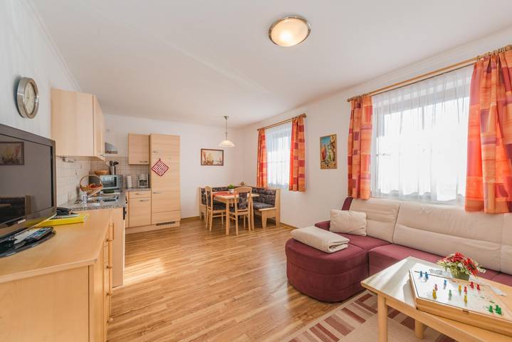 Pension pour 4 personnes, avec jacuzzi ainsi que sauna et jardin, adapté aux familles à Ramsau am Dachstein - 4