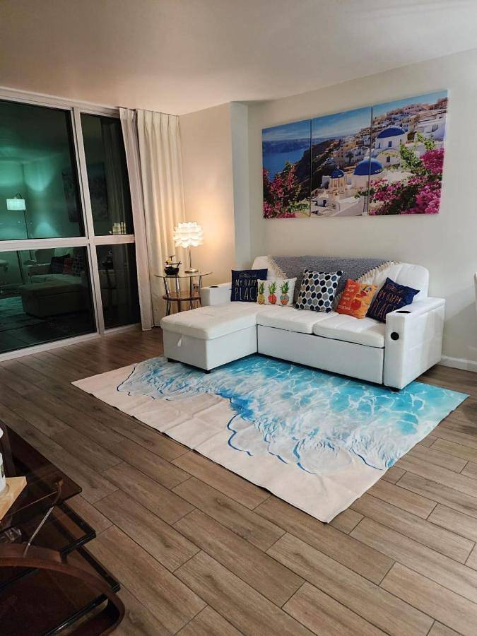 Ferienwohnung für 4 Personen, mit Ausblick und Pool sowie Garten in Fort Myers