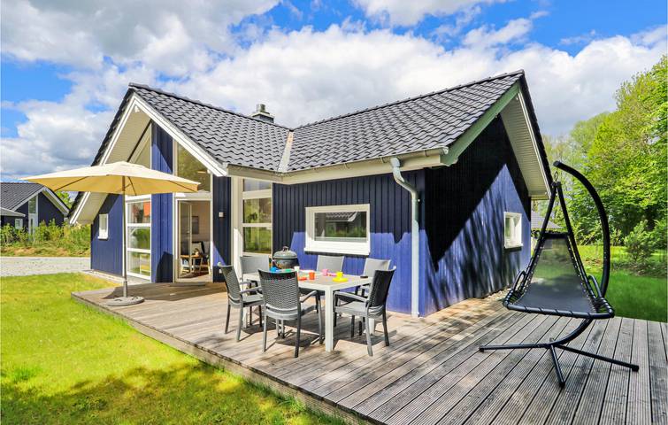 Vakantiehuis voor 8 personen, with Terras and Tuin as well as Sauna in Bad Segeberg