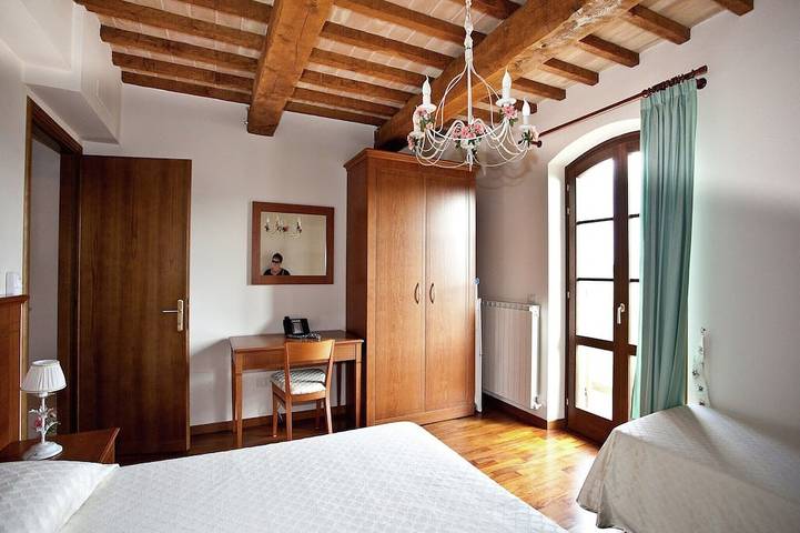 Villa a Cannara con Piscina vicino Assisi in Bettona, Perugia e dintorni