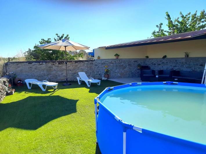 Ferienhaus für 8 Personen, mit Ausblick und Pool sowie Garten, kinderfreundlich - 1