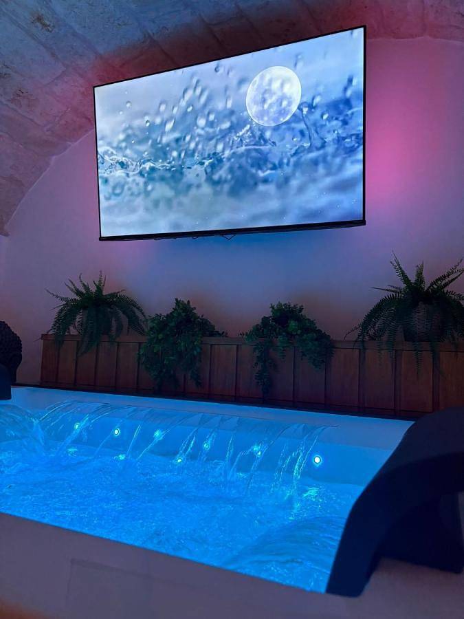 Casa vacanza per 2 persone, con idromassaggio a Triggiano