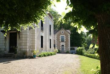 Chambre d’hôte pour 2 personnes, avec sauna ainsi que jacuzzi et jardin dans Centre-Val de Loire